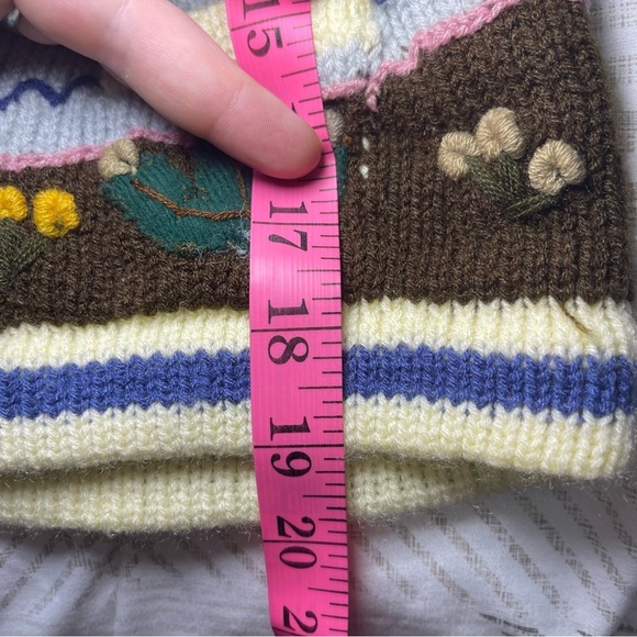 Handmade Kids Knit Zip Hoodie Jacket Llama Embroidery Village Scene Size M 8-10 - Picture 11 of 11